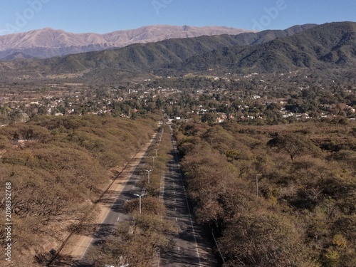 Canvastavla VILLA SAN LORENZO, SALTA, ARGENTINA. RUTA. CERROS. VALLE