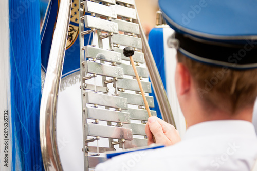 Musikant in Musikkapelle beim Schützenfest