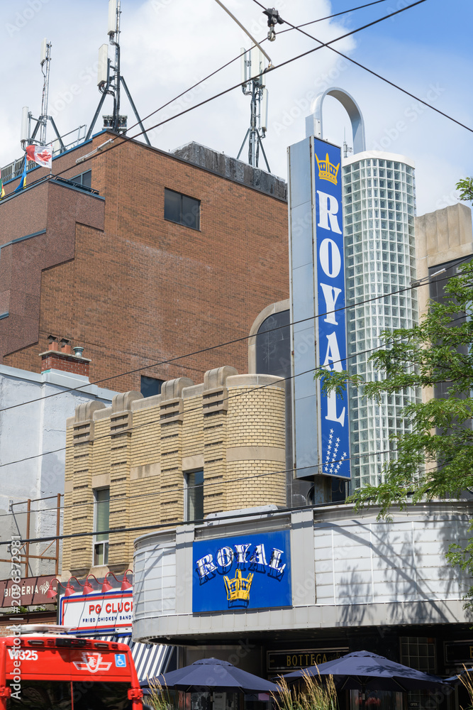 Obraz premium exterior building facade and sign of Royal Cinema, designed by Benjamin Swartz (opened 1939 as The Pylon Theatre) in Art Moderne style, 608 College St, Toronto