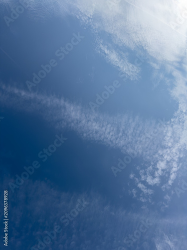 Bild auf Leinwand Beautiful blue sky with cirrocumulus clouds background