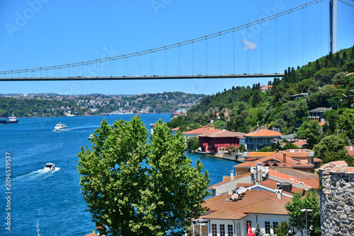 Photography A view of the Bosphorus in Istanbul, Turkey.