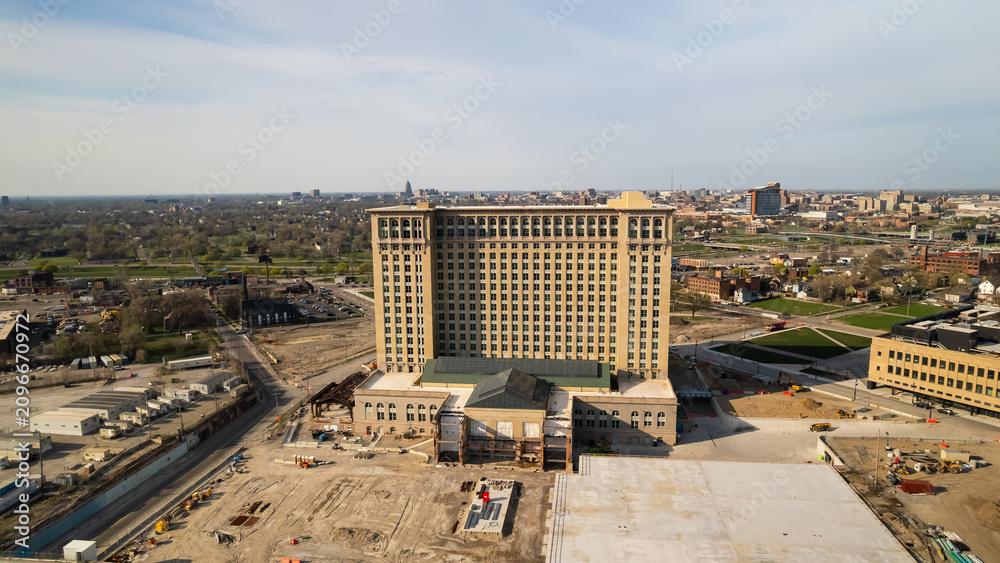 Obraz premium Michigan Central Station Detroit undergoing major historic renovation