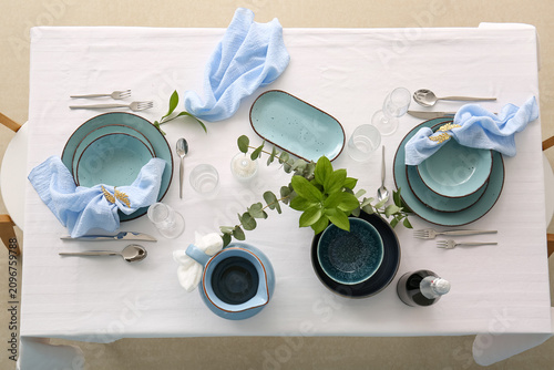 Elegant table setting with ...