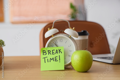Alarm clock and sticky note...