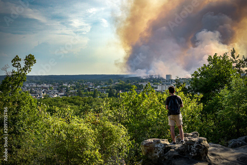 panoramic view of the fire in the Fontainebleau forest