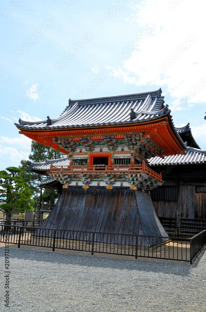 Obraz premium 酒見寺 鐘楼