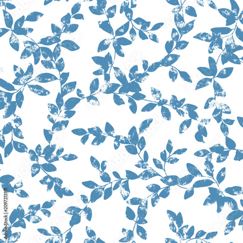 Seamless pattern with beautiful plants perfect for textiles,