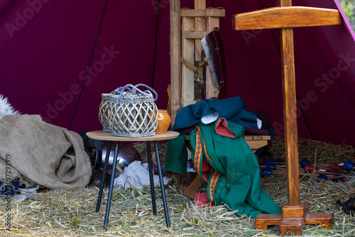 Canvastavla Medieval tent interior with historical clothing and artifacts for reenactment