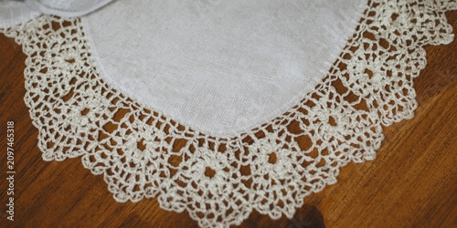 Lace Trimmed Tablecloth Cor...