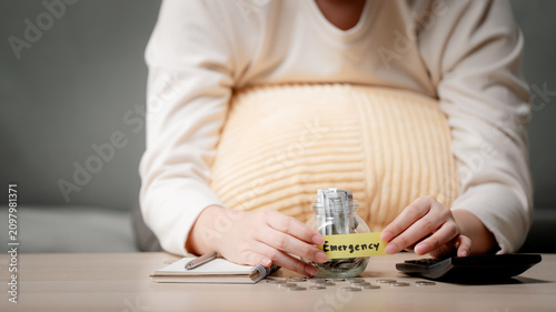 Tableau sur toile Emergency savings concept