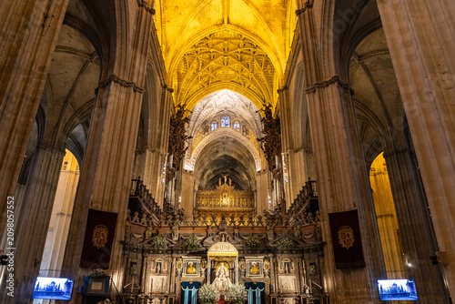 Tableau sur toile SEVILLA, SPAIN - DECEMBER 15, 2025: Cathedral of Seville