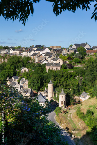 Foto Bozouls, is a commune in the southern French department of Aveyron, Occitanie, Europe