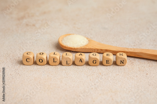 Cubes with word COLLAGEN an...