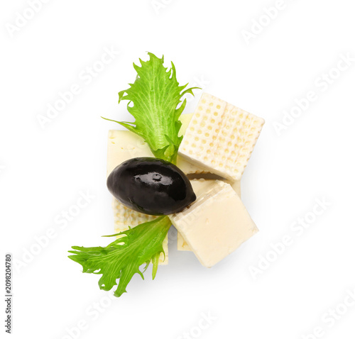 Delicious cut feta cheese w...