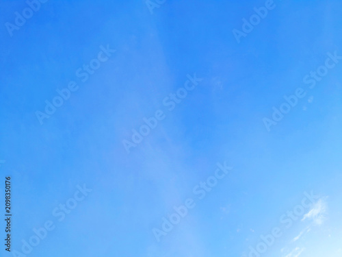Foto clear blue bright sky background