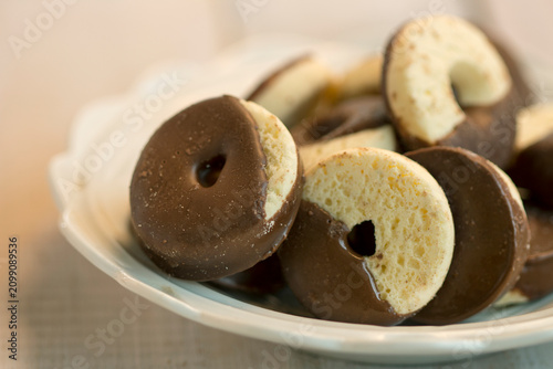 Foto Chocolate covered biscuits.