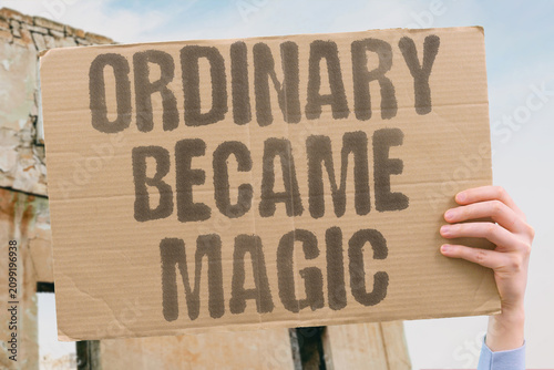 Fotografía "Ordinary Became Magic" A normal night felt special