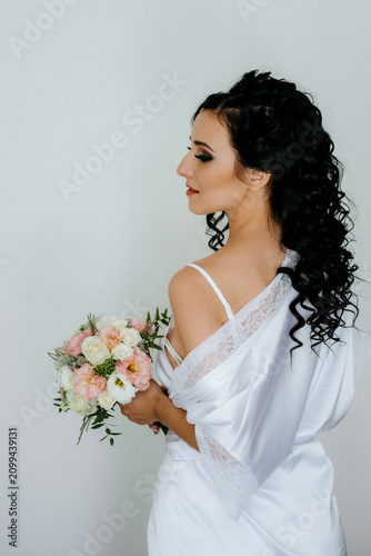 morning of the bride with the creation of the image