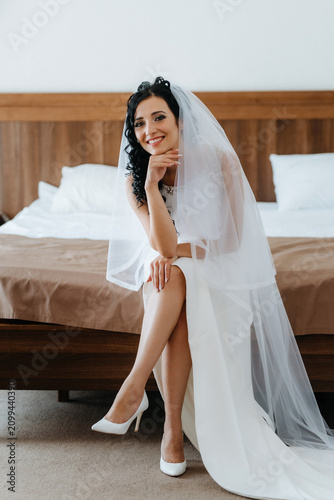 morning of the bride with the creation of the image