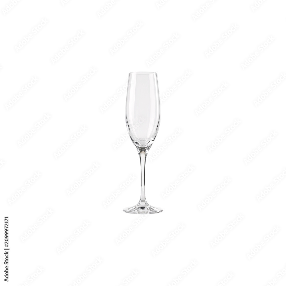 Obraz premium A tall and elegant clear crystal champagne flute standing upright against an invisible background Isolated on transparent background