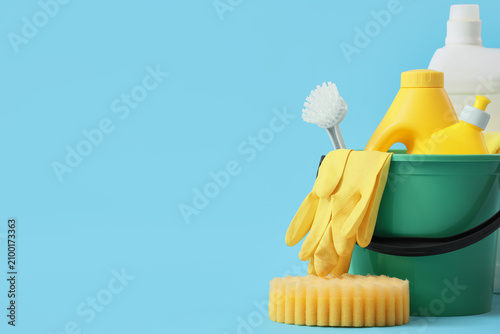 Cleaning supplies bucket wi...