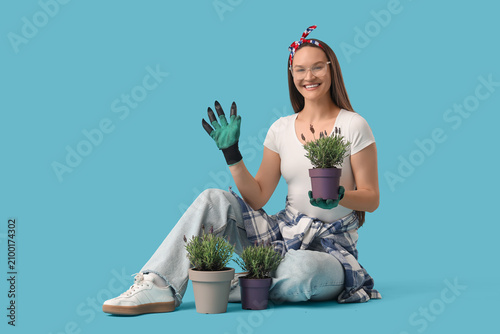 Beautiful young woman in gl...