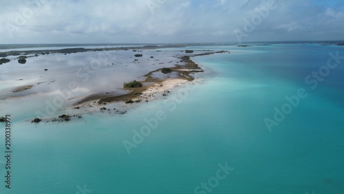 Konstfotografi Aerial view of the crystal clear turquoise waters and white sandbars at Canal de