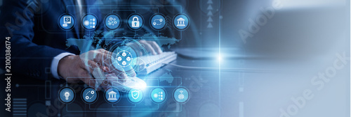 Fotografía Crypto developer encrypting decentralized ledgers Using Computer validating secure Blockchain transactions across the Global network node clusters
