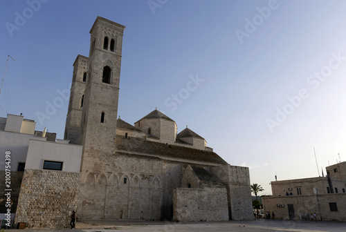 Fotografie Molfetta cathedral of san corrado historic romanesque architecture