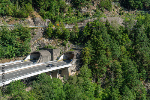 Canvastavla Tunnelportale