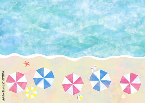 夏の海とビーチパラソル