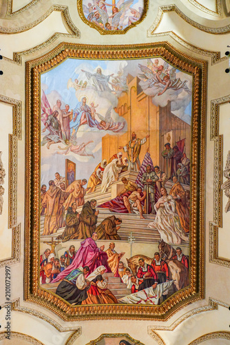 фотографія Large religious fresco on the vaulted ceiling of the Cathedral of Saint Mary of