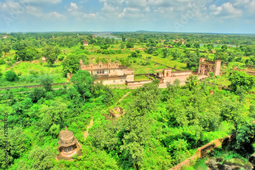 Tableau sur toile Jahangir Mahal, Citadel of Jahangir - a citadel and garrison located in Orchha, Madhya Pradesh, India