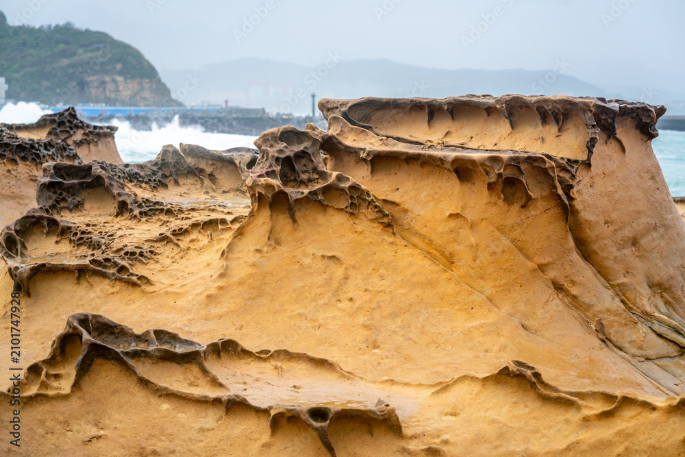 Fototapeta premium Scenic view of Yehliu park rock formation in Yehliu geopark in New Taipei Taiwan