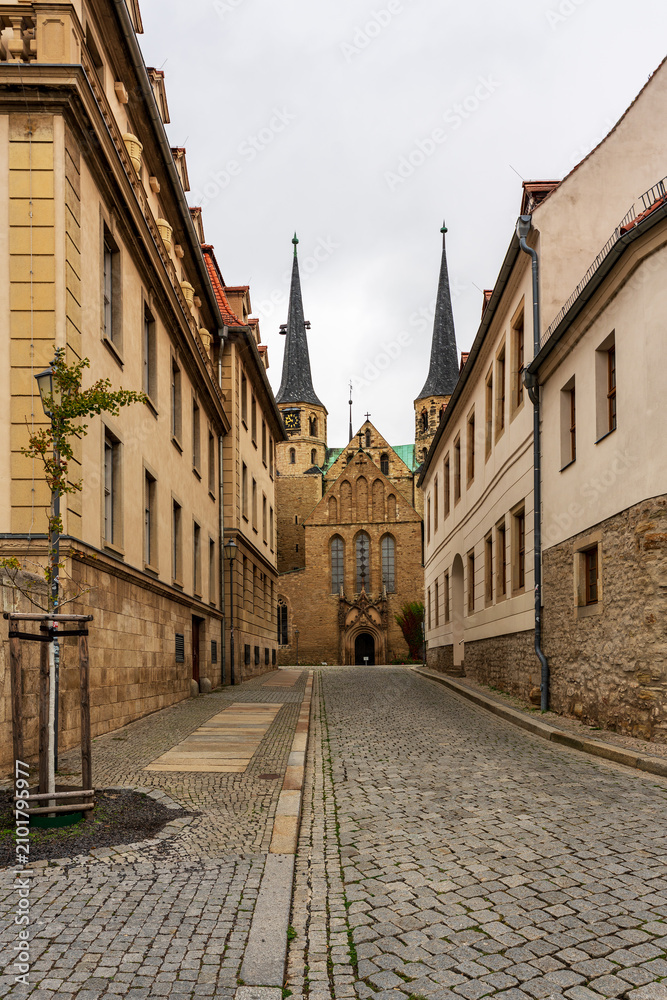 Obraz premium View of the Cathedral of St. John the Baptist and St. Lawrence in Merseburg, Germany.