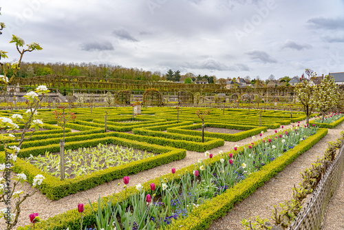chateau de villandry, architecture, tower, europe, building, castle, church, cathedral, travel, france, city, landmark, tourism, medieval, ancient, sky, history, old, monument, historic, water, stone,