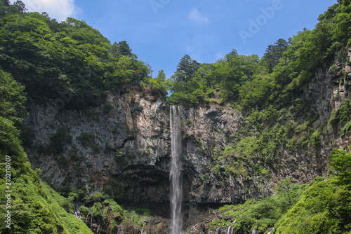 山奥の滝
