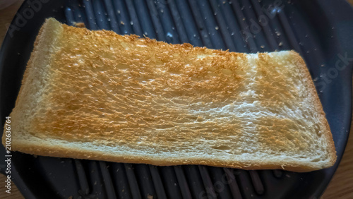 Obraz na płótnie 焼きたてのトースト
