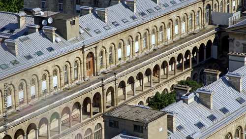 Elevated view of the Hôtel-Dieu de Paris historic hospital complex and surrounding architecture in central Paris, France.