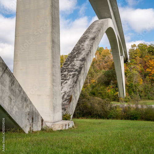 Double Arch Bridge at Natchez Trace Parkway near Franklin, TN, fall scenery