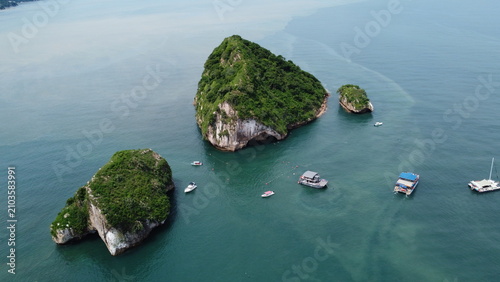 ARCOS DE MISMALOYA ROCAS EN EL MAR