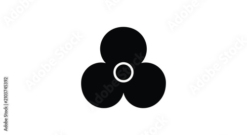 Konstfotografi Clover Shape Silhouette On White Background Minimalist Design