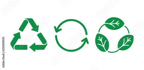 Cuadro en lienzo Three Green Recycle Symbols: A set of three iconic green recycling symbols, including the universal recycling symbol, a circular arrow symbol