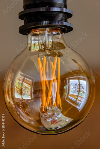 il mio mondo in una lampadina