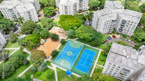 Obraz na płótnie Aerial view of the Octogonal Sector neighborhood, notable for its octagonal-shaped residential buildings, planned green spaces and recreational areas, and proximity to City Park