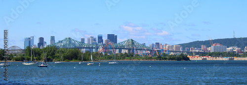 Bild auf Leinwand Montreal and Jacques-Cartier Bridge over St Lawrence River