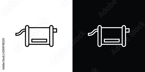 Tableau sur toile Exhaust pipe icon minimal logos pack. EPS10
