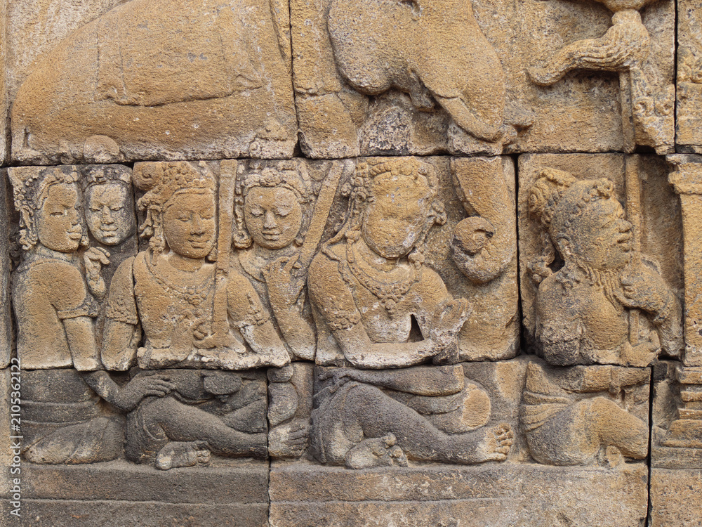 Obraz premium Borobudur temple detail showing ancient stone relief carving