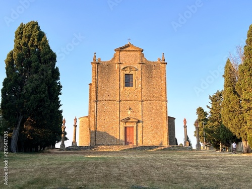 Volterra village The Church of Santi Giusto e Clemente is a Roman Catholic church in Volterra, Tuscany, Italy.