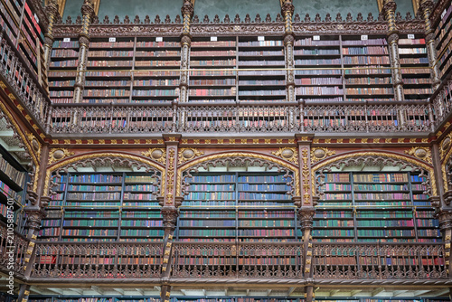 COLONIAL LIBRARY